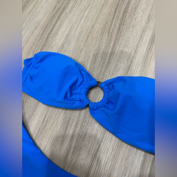 Zaful Blue Bandeau Bikini Set Size Medium Cheeky Bottoms 💙 - Picture 4 of 5